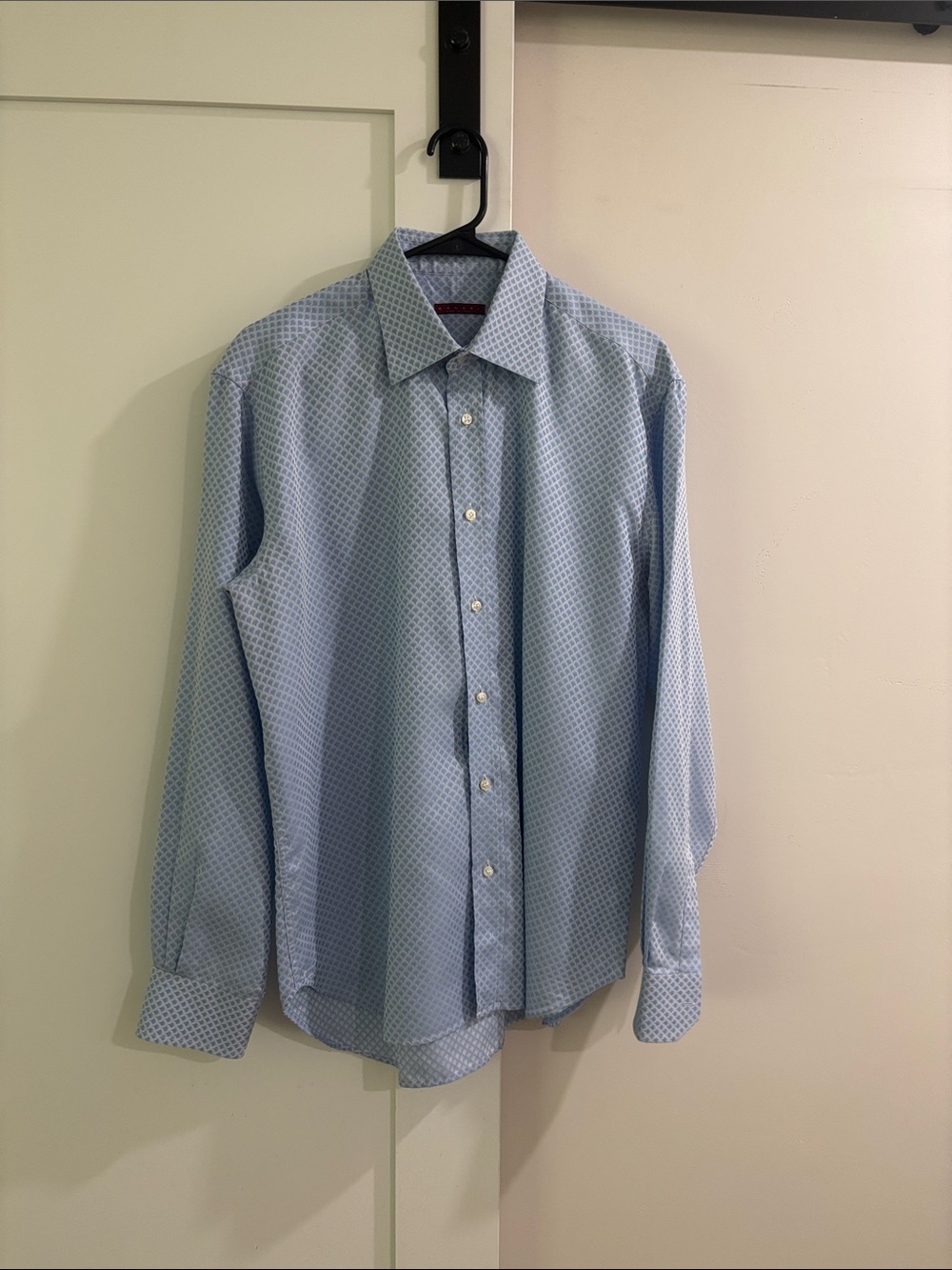 Canapi light blue dress shirt. Men M. 100% cotton. Like new condition. So sharp!